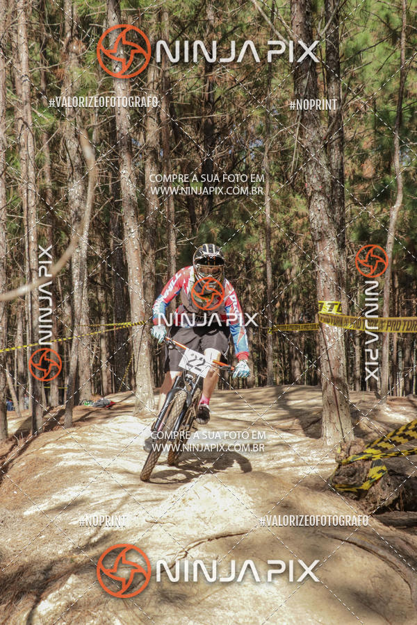 Achetez vos photos de l'vnementDownhill Pedreira sur Fotop