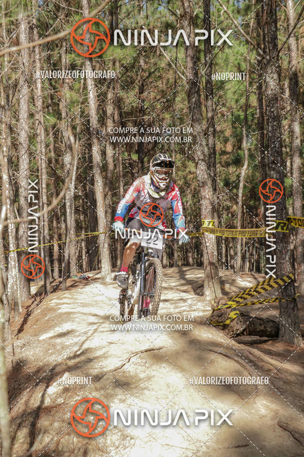 Achetez vos photos de l'vnementDownhill Pedreira sur Fotop