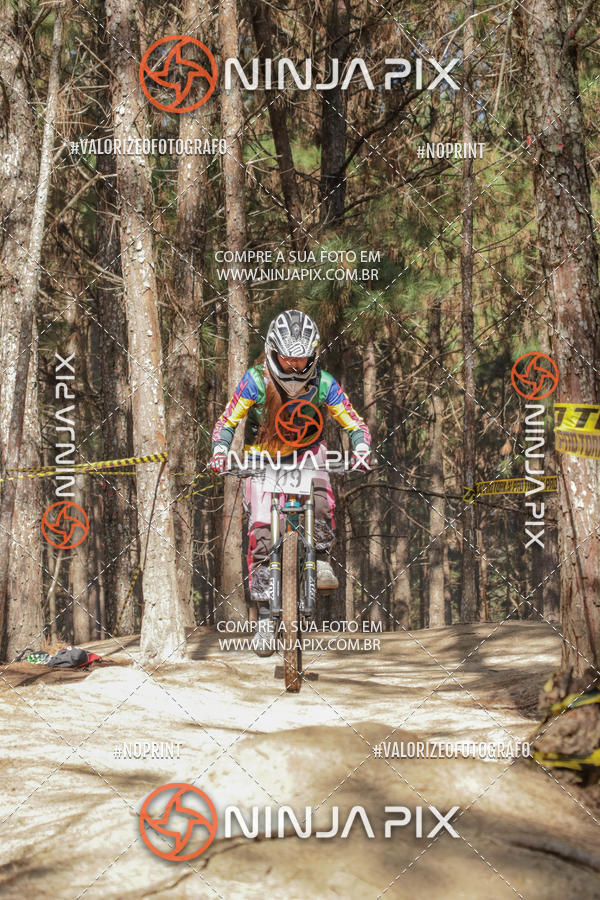 Achetez vos photos de l'vnementDownhill Pedreira sur Fotop