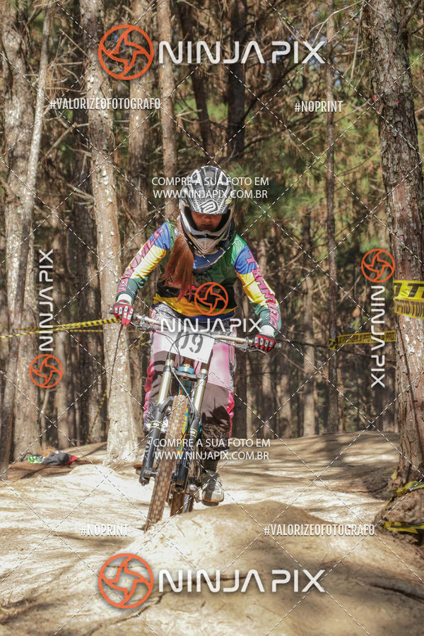 Achetez vos photos de l'vnementDownhill Pedreira sur Fotop