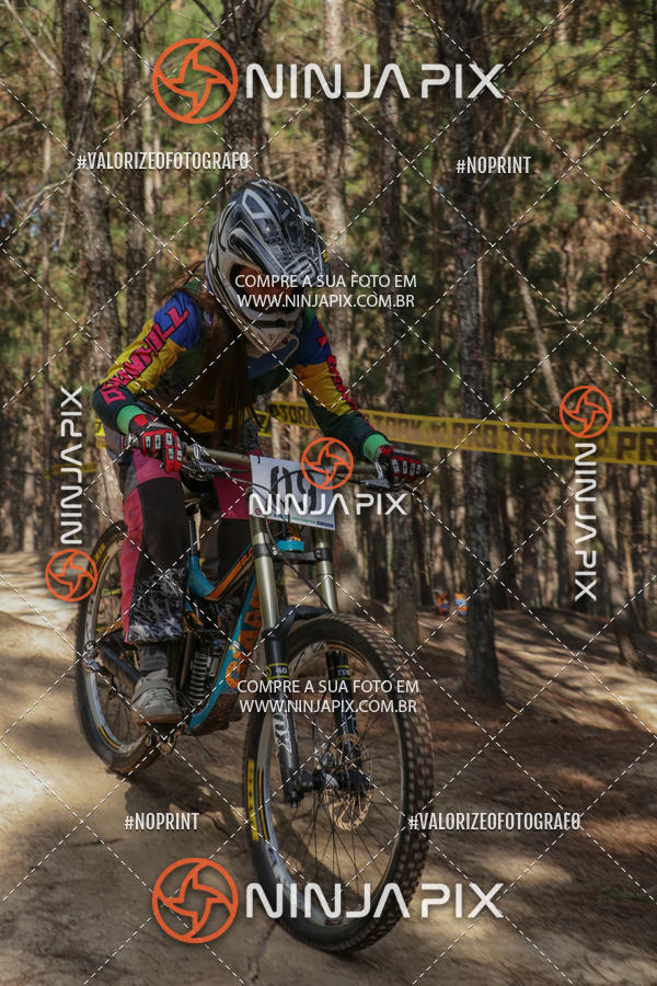 Compra tus fotos del eventoDownhill Pedreira En Fotop