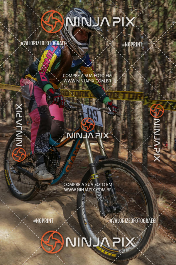 Compra tus fotos del eventoDownhill Pedreira En Fotop