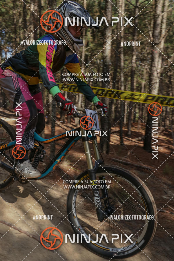 Compra tus fotos del eventoDownhill Pedreira En Fotop