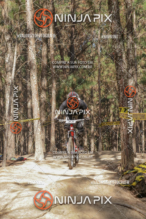 Compra tus fotos del eventoDownhill Pedreira En Fotop