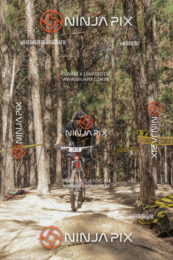 Compra tus fotos del eventoDownhill Pedreira En Fotop