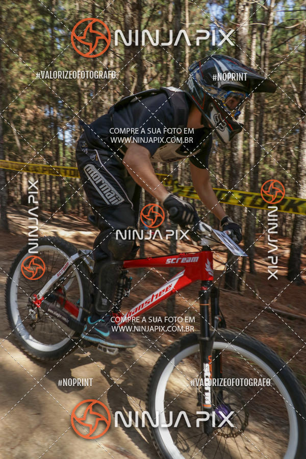 Compra tus fotos del eventoDownhill Pedreira En Fotop