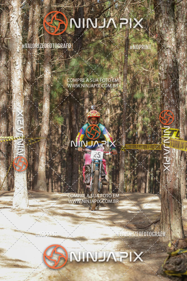 Compra tus fotos del eventoDownhill Pedreira En Fotop