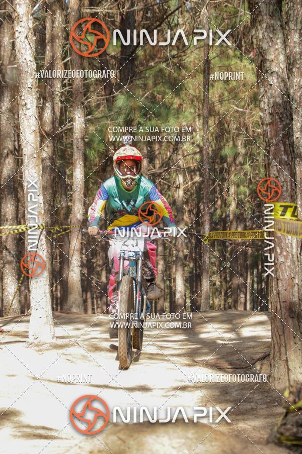 Compra tus fotos del eventoDownhill Pedreira En Fotop