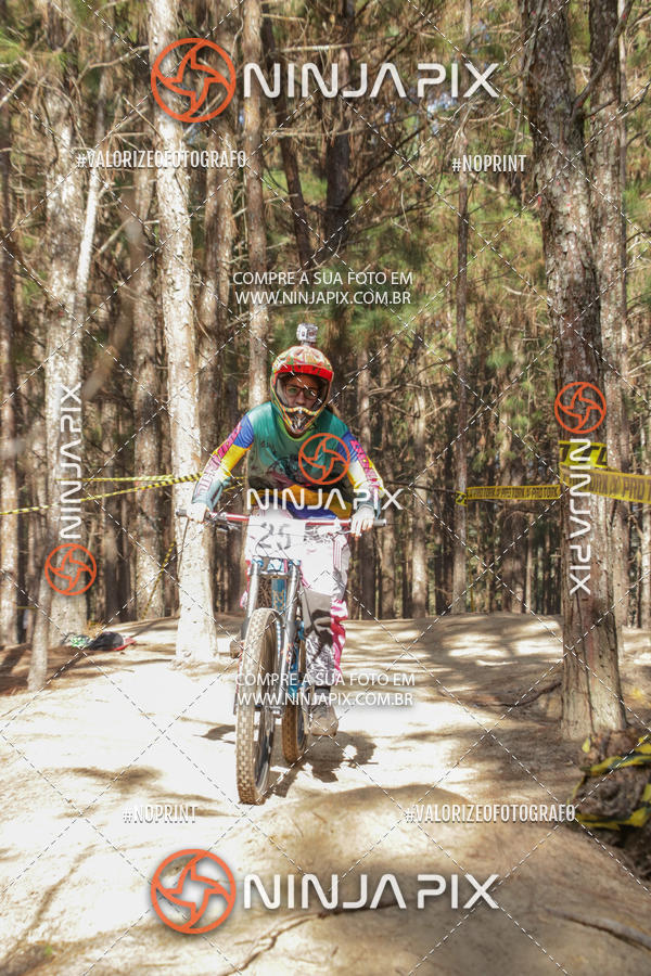 Compra tus fotos del eventoDownhill Pedreira En Fotop