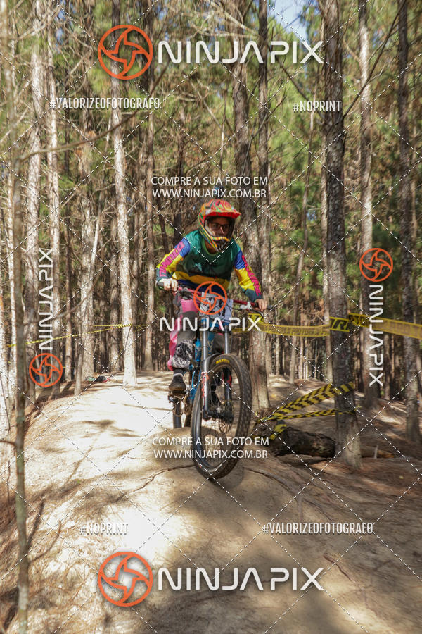 Compra tus fotos del eventoDownhill Pedreira En Fotop