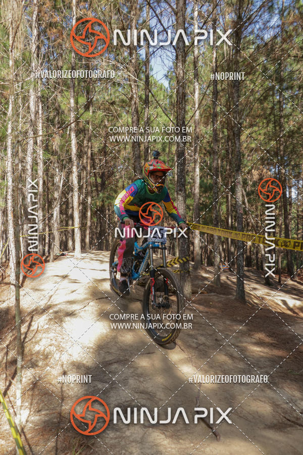 Compra tus fotos del eventoDownhill Pedreira En Fotop