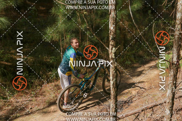 Compre suas fotos do eventoDownhill Pedreira no Fotop