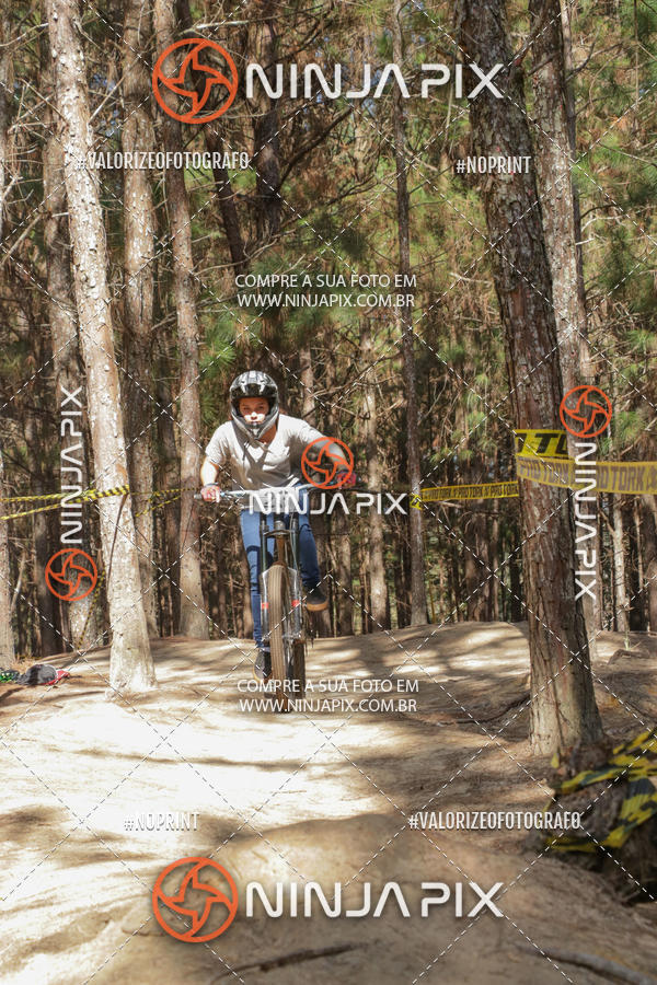 Compre suas fotos do eventoDownhill Pedreira no Fotop