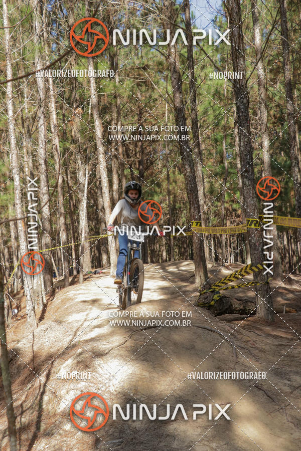 Compre suas fotos do eventoDownhill Pedreira no Fotop