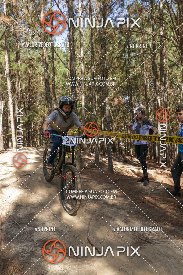 Compre suas fotos do eventoDownhill Pedreira no Fotop