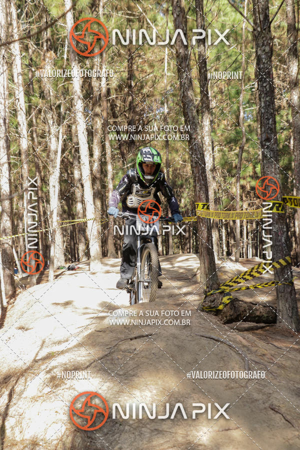 Compre suas fotos do eventoDownhill Pedreira no Fotop