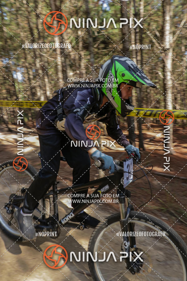 Buy your photos of the eventDownhill Pedreira on Fotop