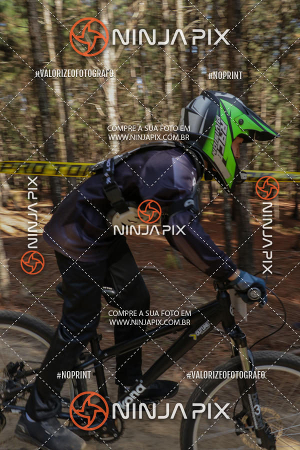 Buy your photos of the eventDownhill Pedreira on Fotop