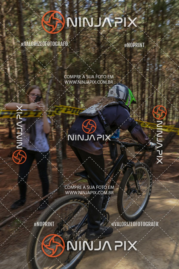 Buy your photos of the eventDownhill Pedreira on Fotop