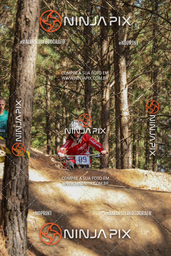 Buy your photos of the eventDownhill Pedreira on Fotop