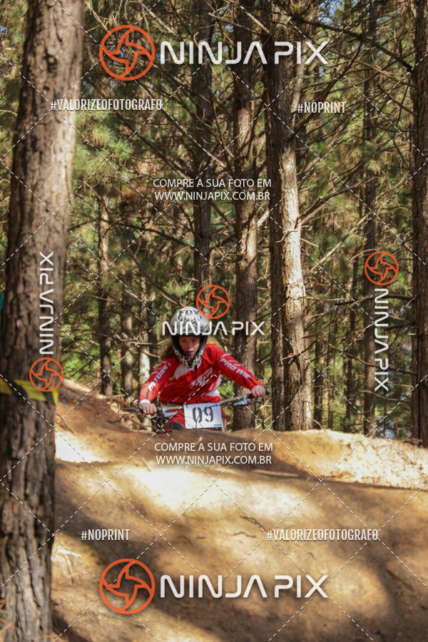 Buy your photos of the eventDownhill Pedreira on Fotop