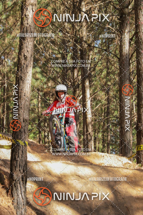 Buy your photos of the eventDownhill Pedreira on Fotop