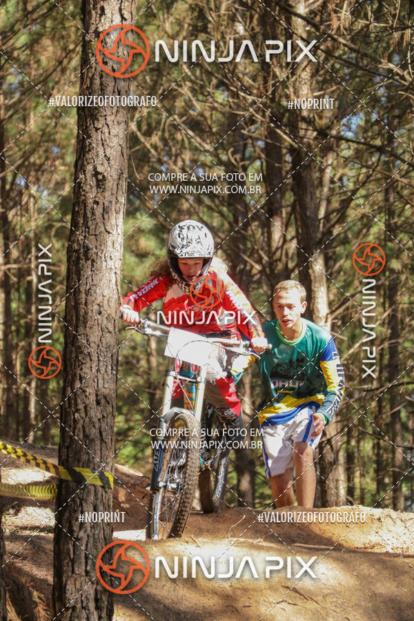 Buy your photos of the eventDownhill Pedreira on Fotop