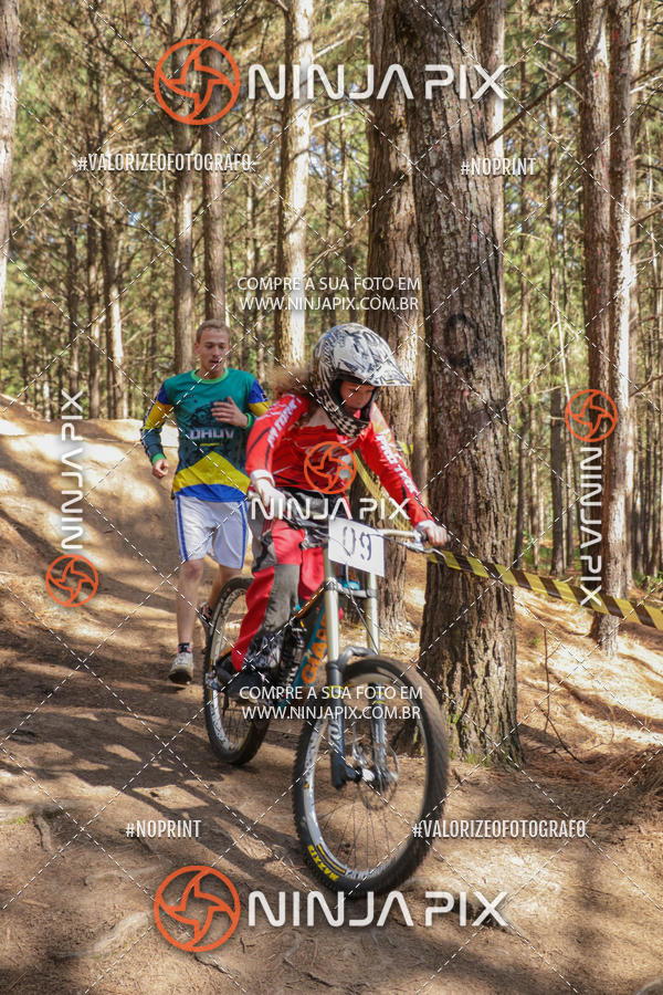 Buy your photos of the eventDownhill Pedreira on Fotop