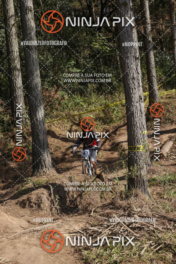 Buy your photos of the eventDownhill Pedreira on Fotop