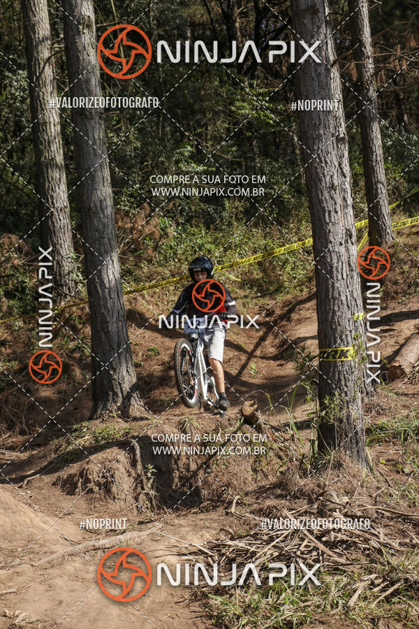 Buy your photos of the eventDownhill Pedreira on Fotop