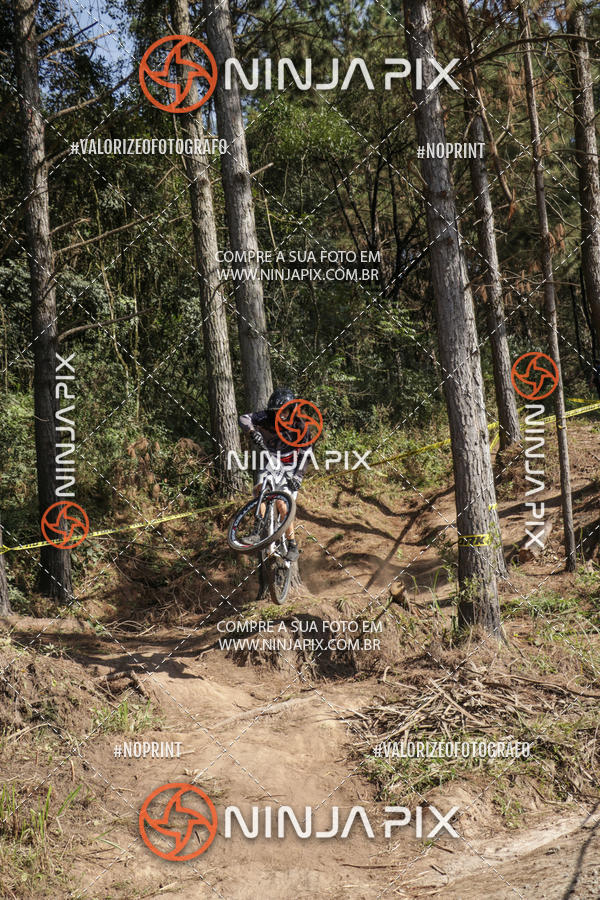 Compre as suas fotos do eventoDownhill Pedreira no Fotop