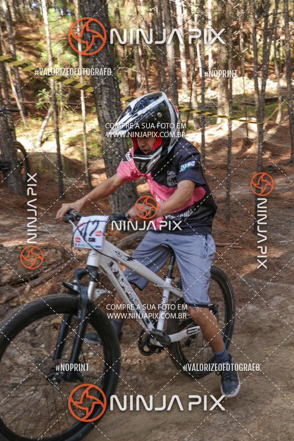 Achetez vos photos de l'vnementDownhill Pedreira sur Fotop