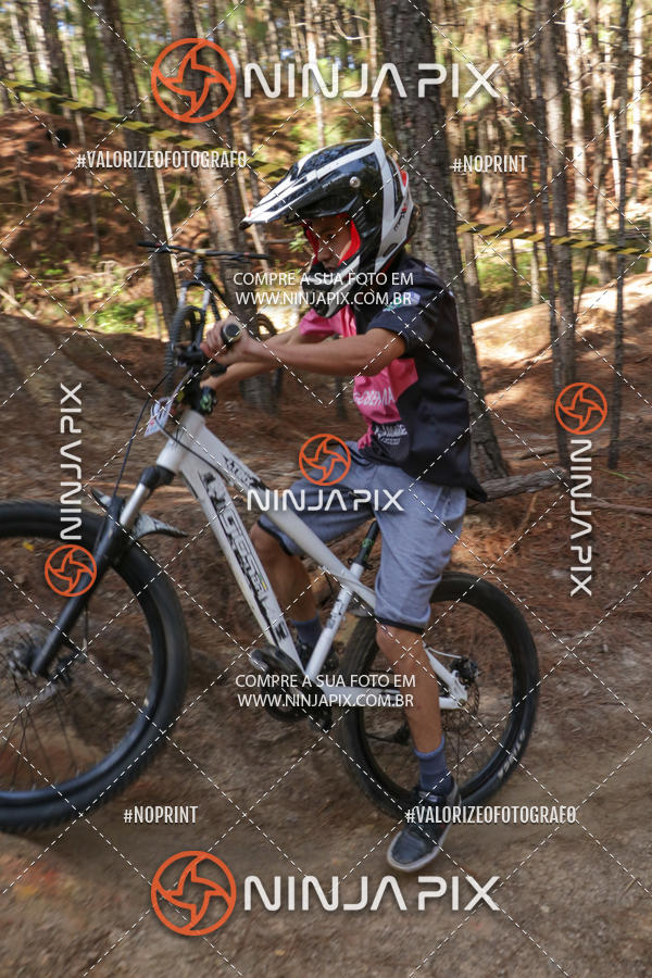 Achetez vos photos de l'vnementDownhill Pedreira sur Fotop