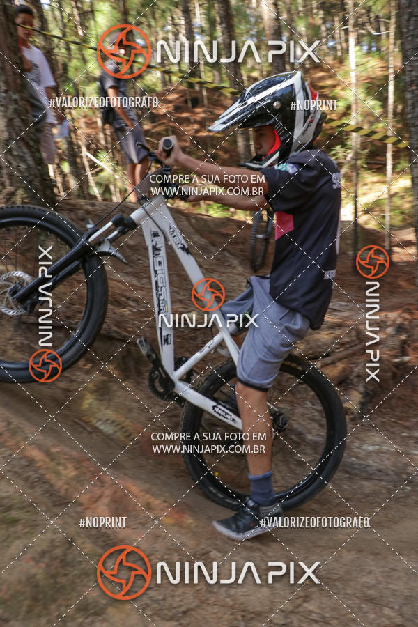 Achetez vos photos de l'vnementDownhill Pedreira sur Fotop