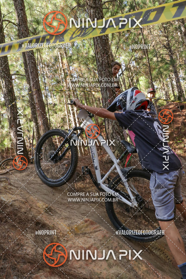 Achetez vos photos de l'vnementDownhill Pedreira sur Fotop