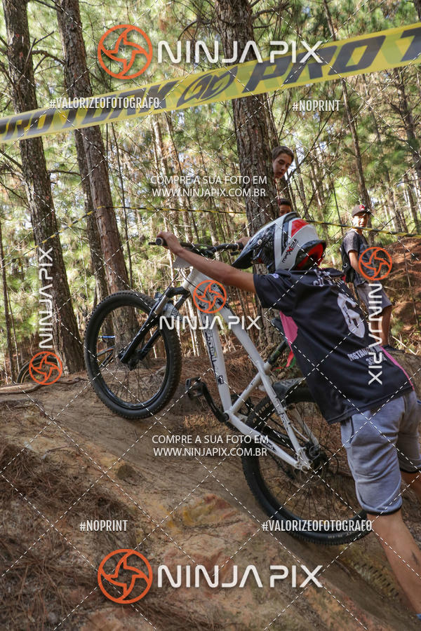 Achetez vos photos de l'vnementDownhill Pedreira sur Fotop