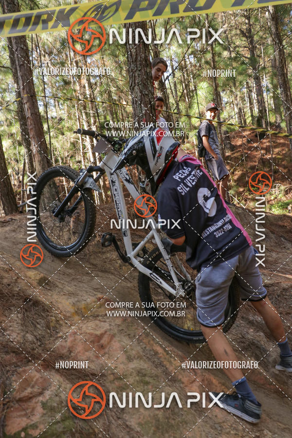 Achetez vos photos de l'vnementDownhill Pedreira sur Fotop