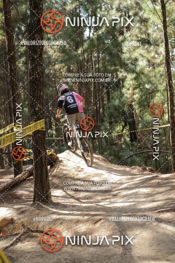 Achetez vos photos de l'vnementDownhill Pedreira sur Fotop