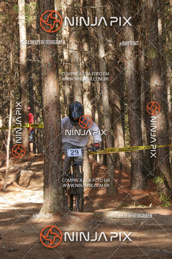 Achetez vos photos de l'vnementDownhill Pedreira sur Fotop