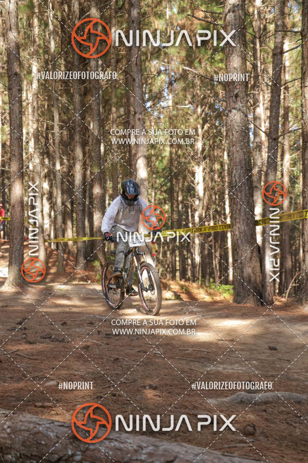 Achetez vos photos de l'vnementDownhill Pedreira sur Fotop