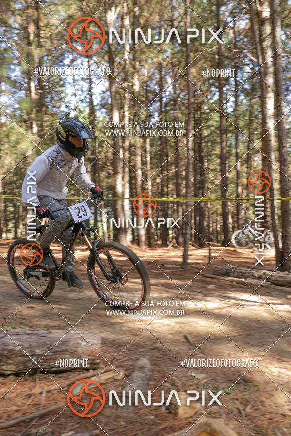 Compra tus fotos del eventoDownhill Pedreira En Fotop
