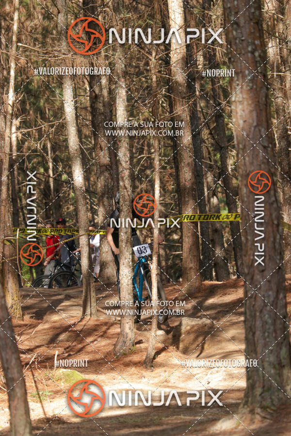 Compra tus fotos del eventoDownhill Pedreira En Fotop