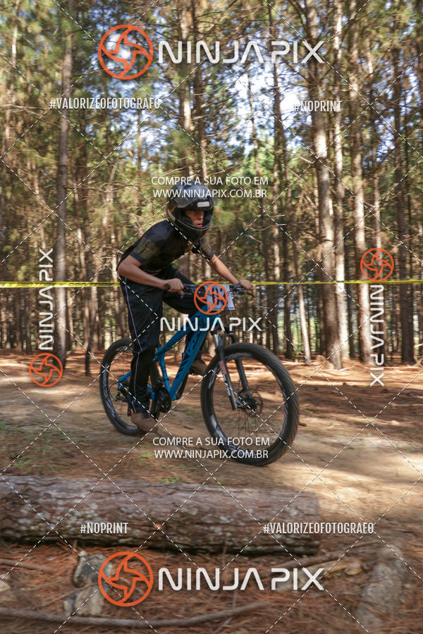 Compra tus fotos del eventoDownhill Pedreira En Fotop