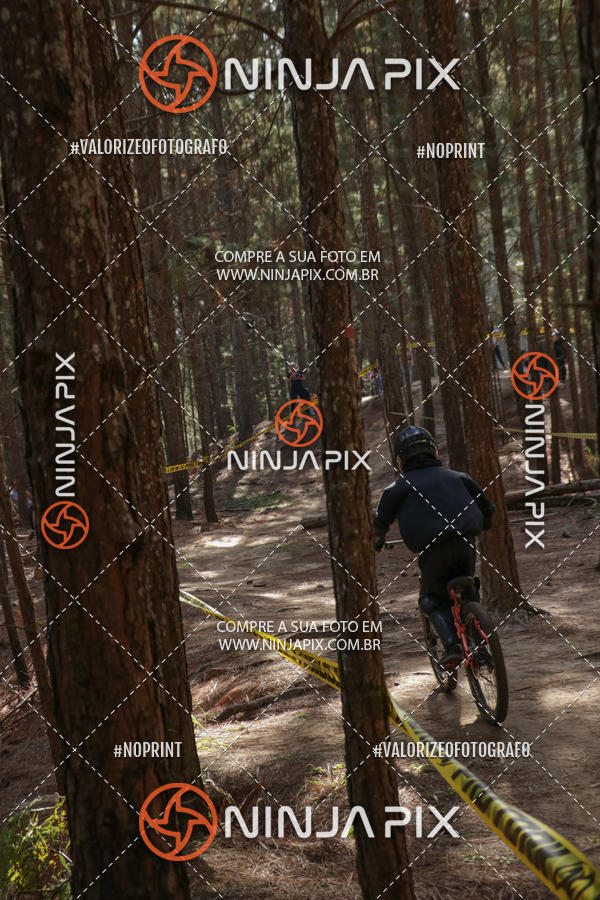 Compra tus fotos del eventoDownhill Pedreira En Fotop