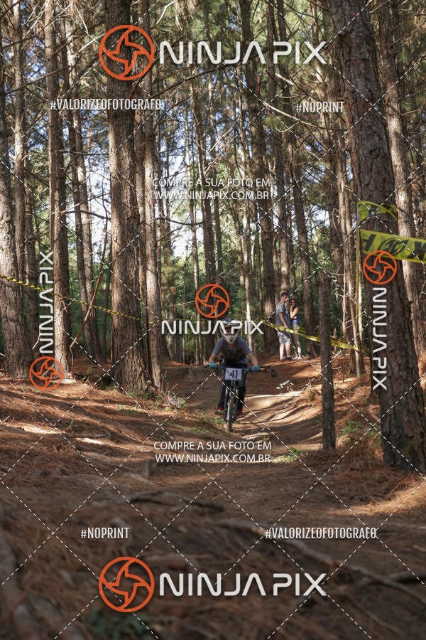 Acquista le foto dell'eventoDownhill Pedreira in Fotop