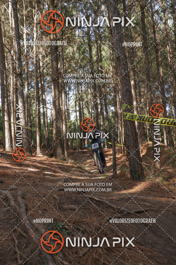 Acquista le foto dell'eventoDownhill Pedreira in Fotop