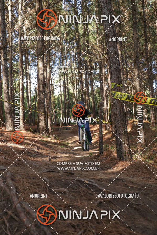 Acquista le foto dell'eventoDownhill Pedreira in Fotop