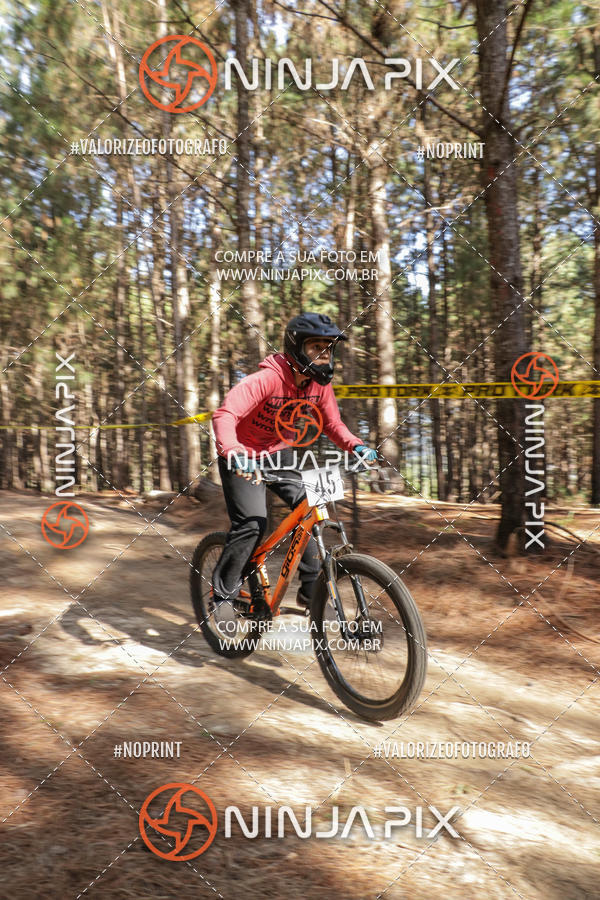 Buy your photos of the eventDownhill Pedreira on Fotop