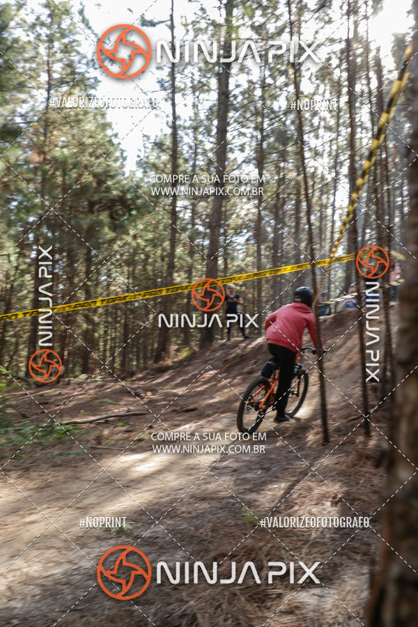 Buy your photos of the eventDownhill Pedreira on Fotop