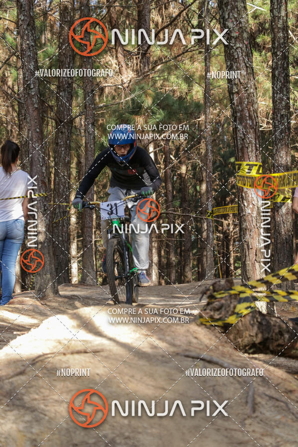 Buy your photos of the eventDownhill Pedreira on Fotop